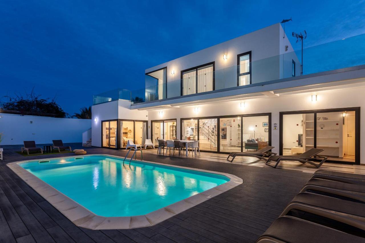 Villa Luxury Azul Private Pool And Bbq Corralejo By Holidays Home Екстер'єр фото